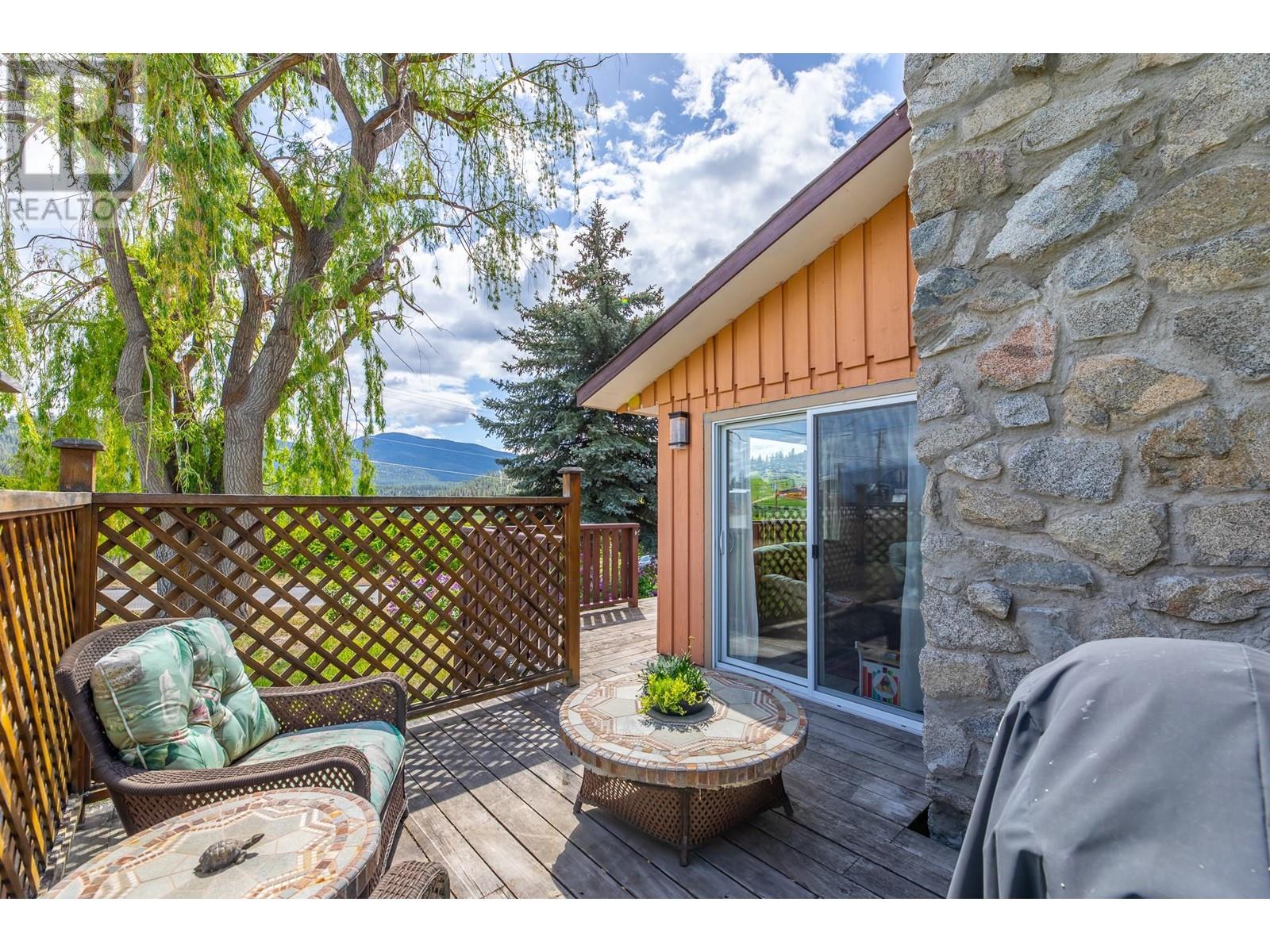 7515 Hillborn Street, Summerland, British Columbia  V0H 1Z7 - Photo 37 - 10348148