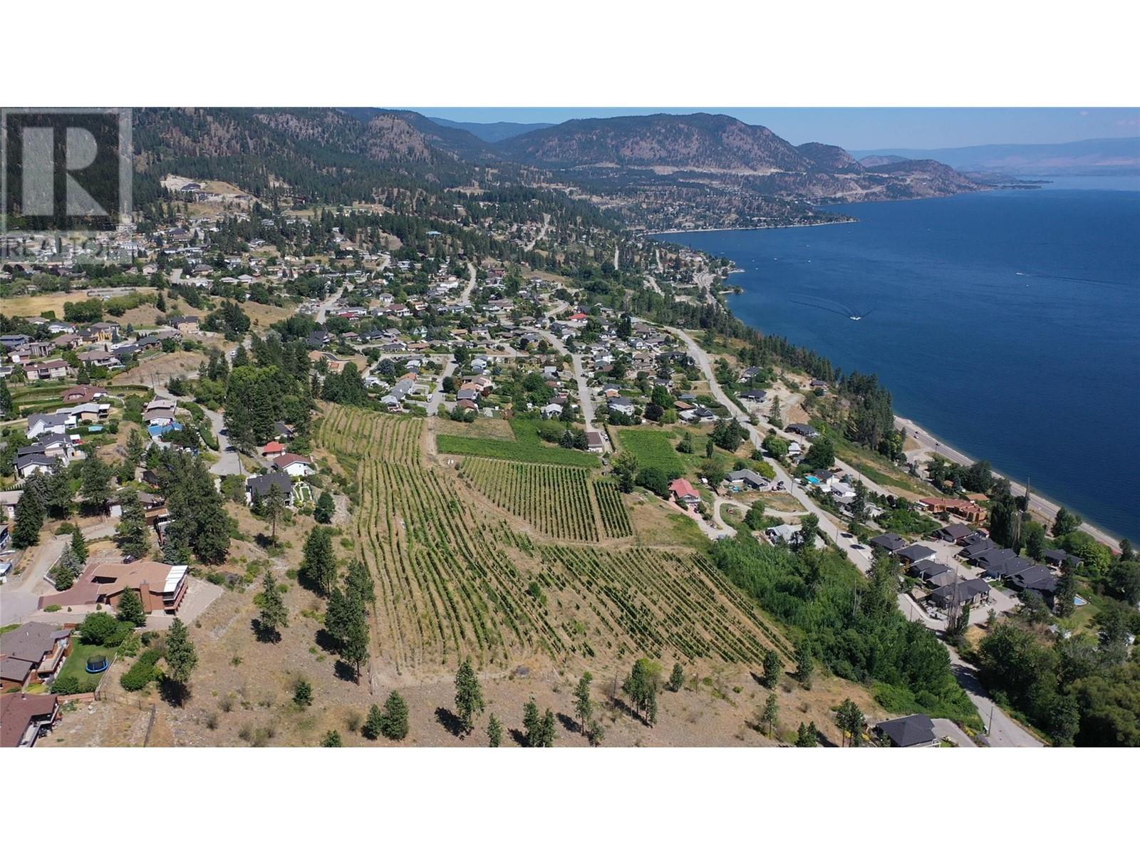 6212 Gummow Road & 6266 Lipsett Avenue, Peachland, British Columbia  V0H 1X7 - Photo 3 - 10347774
