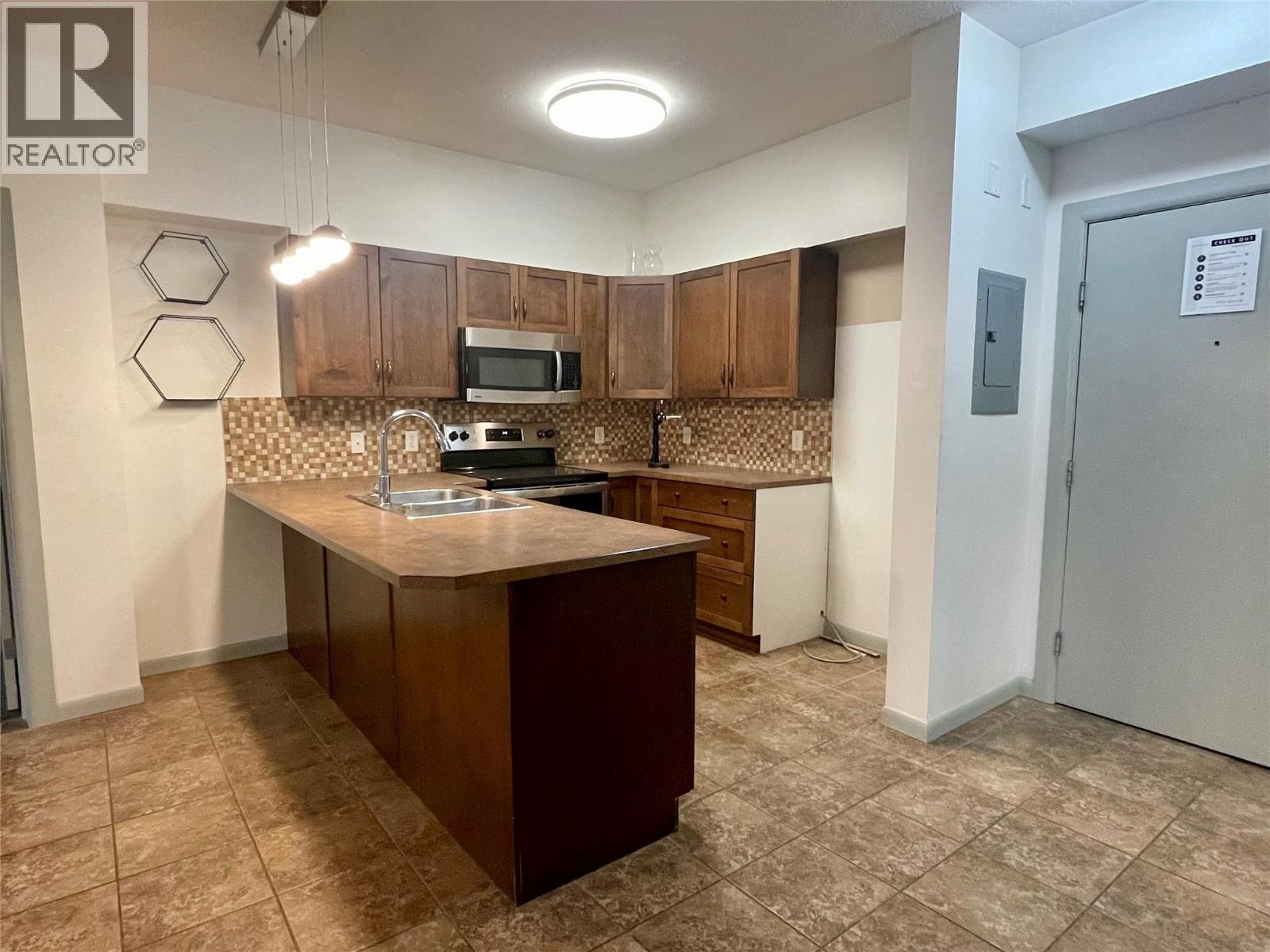 654 Cook Road Unit# 448, Kelowna, British Columbia  V1W 3G7 - Photo 6 - 10348072