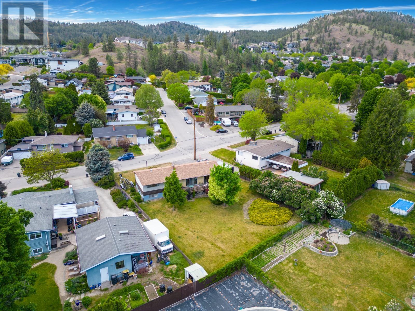 715 Glenburn Street, Kelowna, British Columbia  V1Y 4G4 - Photo 8 - 10348226