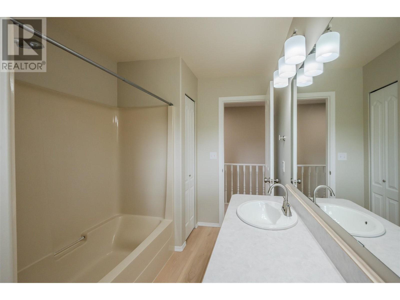 5629 Sawmill Road, Oliver, British Columbia  V0H 1T9 - Photo 37 - 10348086