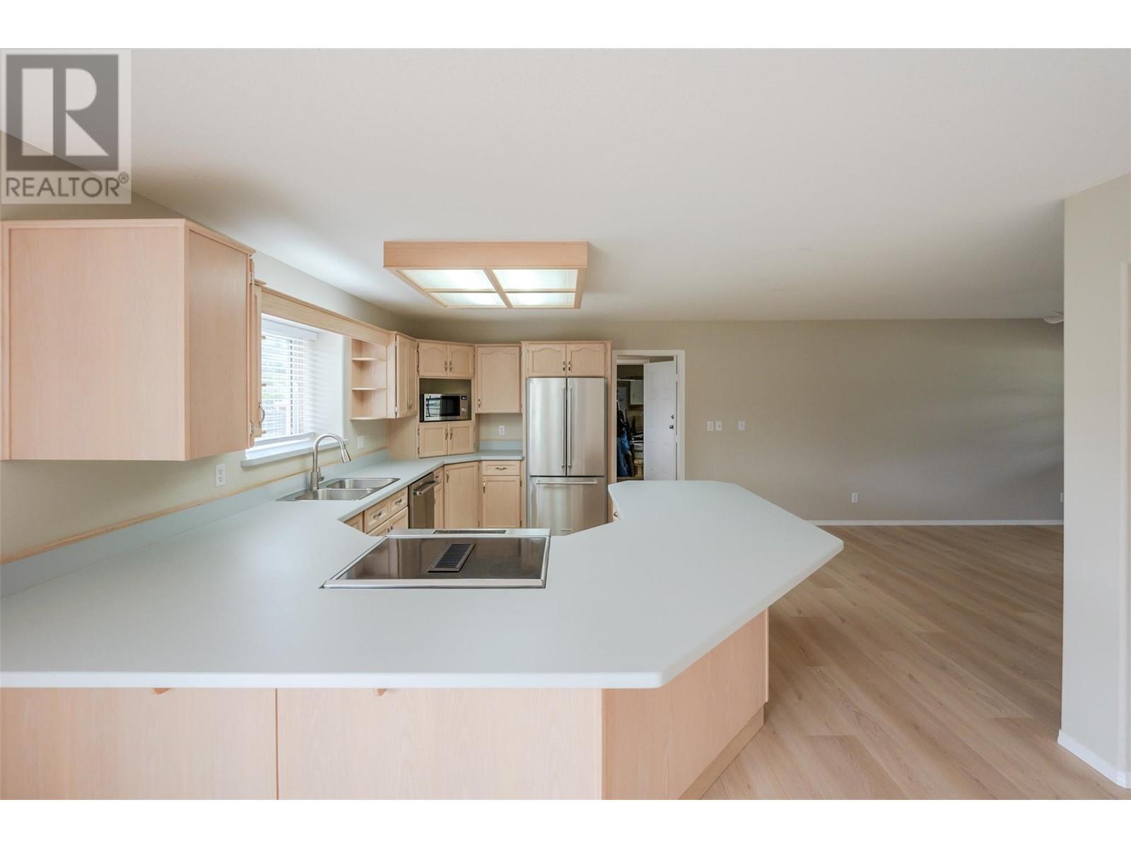 5629 Sawmill Road, Oliver, British Columbia  V0H 1T9 - Photo 5 - 10348086
