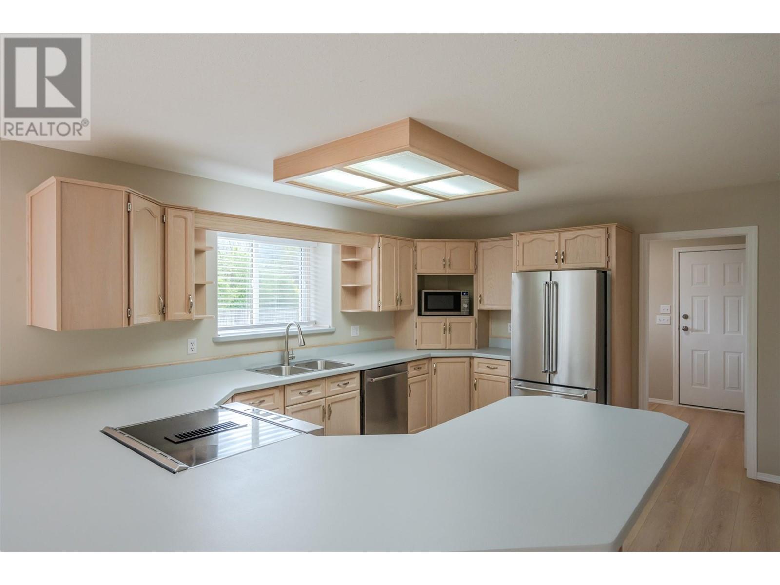 5629 Sawmill Road, Oliver, British Columbia  V0H 1T9 - Photo 6 - 10348086