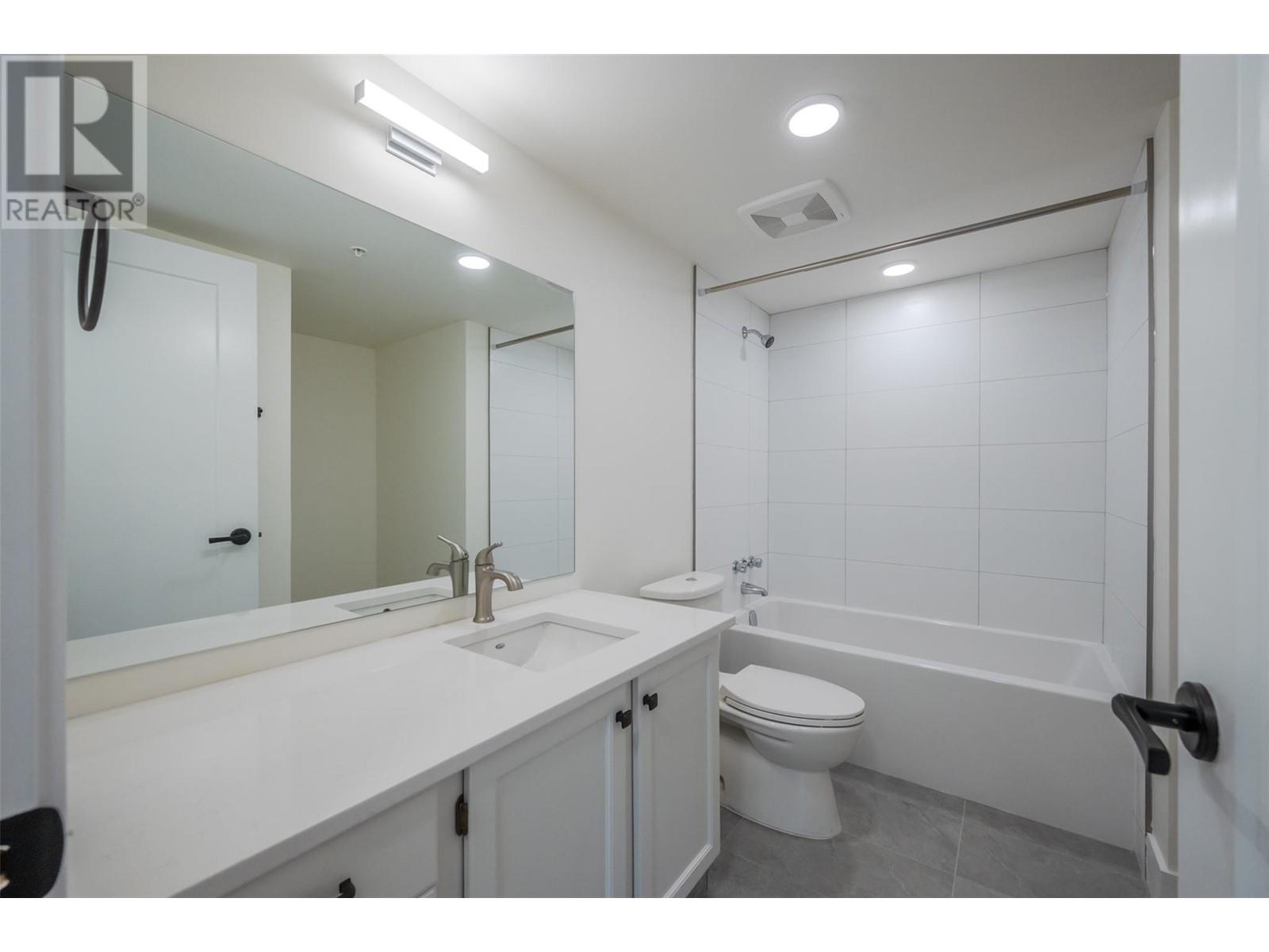 217 Elm Avenue Unit# 207, Penticton, British Columbia  V2A 3W1 - Photo 10 - 10342472