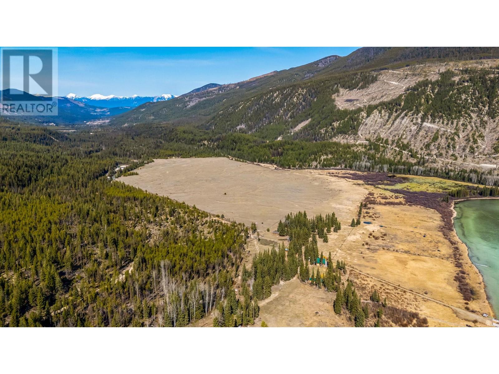 6800 Findlay Whitetail Lake Road, Kootenay Bay, British Columbia  V0B 1L2 - Photo 4 - 10348149