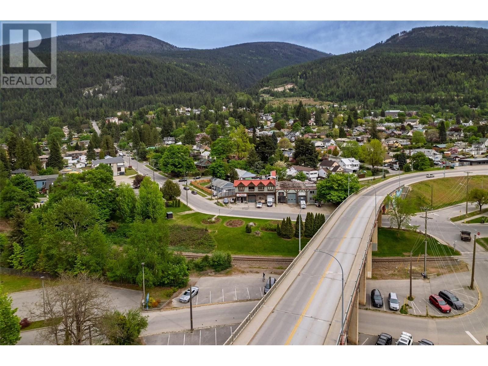 920 Nelson Avenue, Nelson, British Columbia  V1L 2N9 - Photo 13 - 10348063