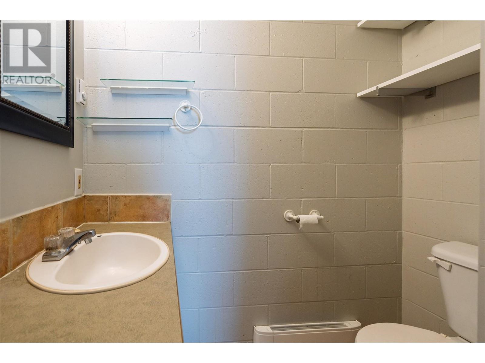 920 Nelson Avenue, Nelson, British Columbia  V1L 2N9 - Photo 49 - 10348063