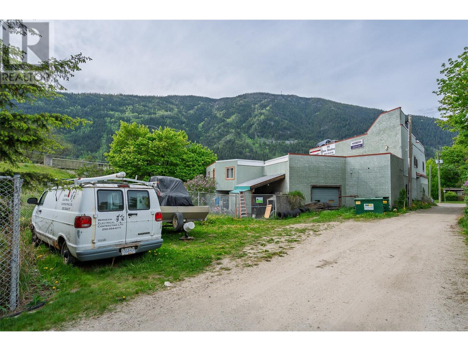 920 Nelson Avenue, Nelson, British Columbia  V1L 2N9 - Photo 51 - 10348063