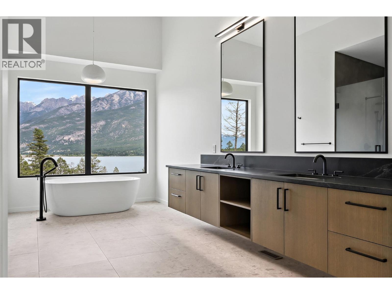 6200 Columbia Lake Road Unit# 4, Columbia Lake, British Columbia  V0B 1L2 - Photo 45 - 10347803