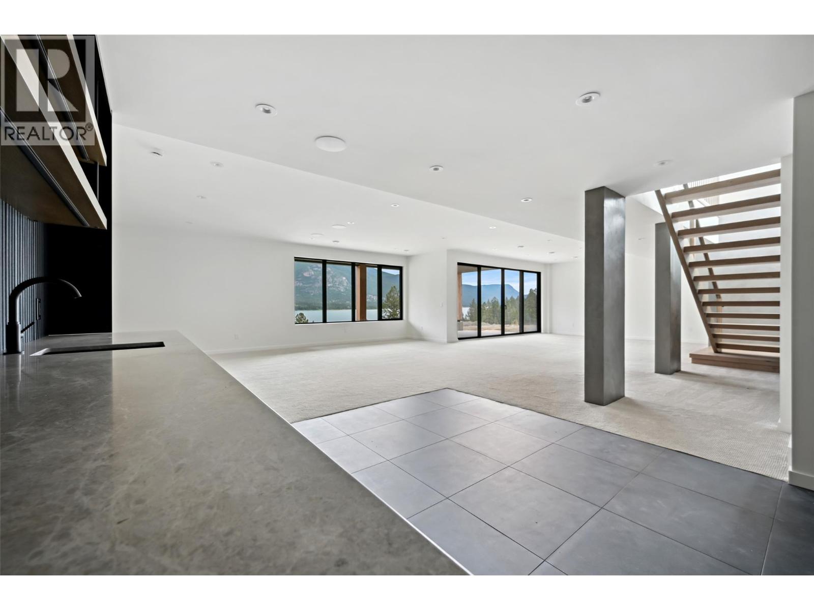 6200 Columbia Lake Road Unit# 4, Columbia Lake, British Columbia  V0B 1L2 - Photo 60 - 10347803