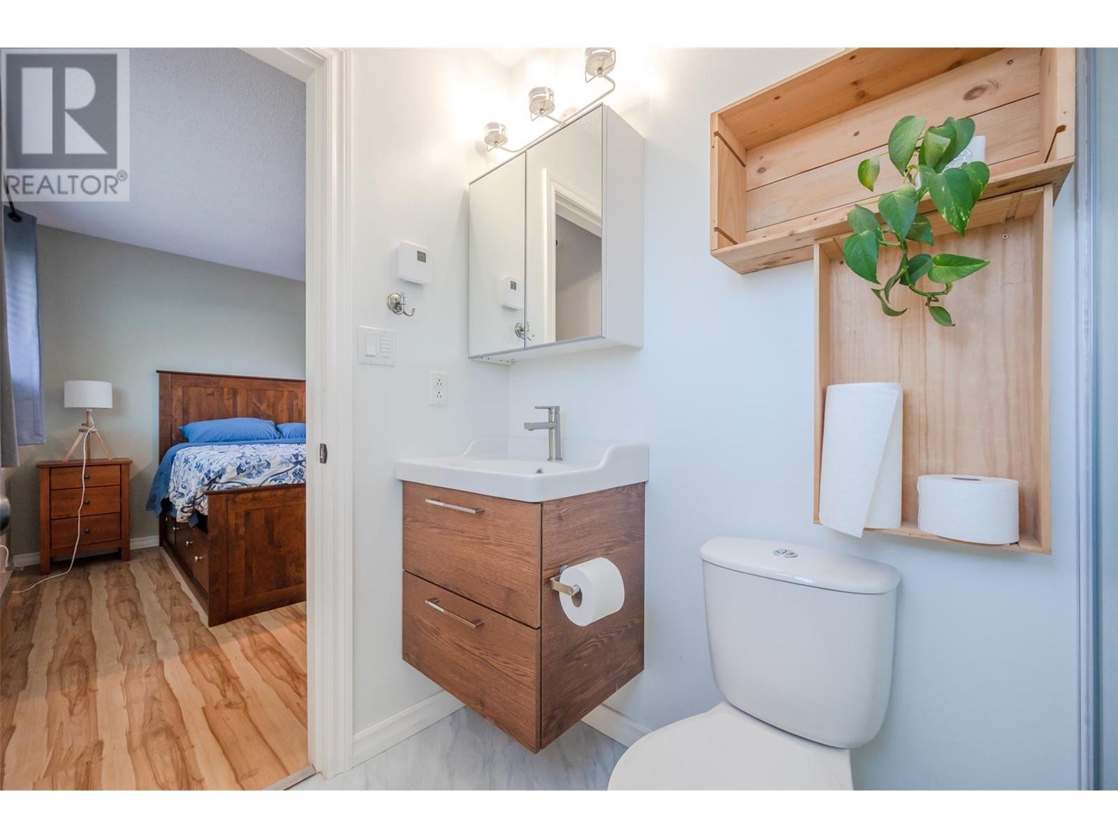 1626 Carmi Avenue, Penticton, British Columbia  V2A 6M8 - Photo 24 - 10348310