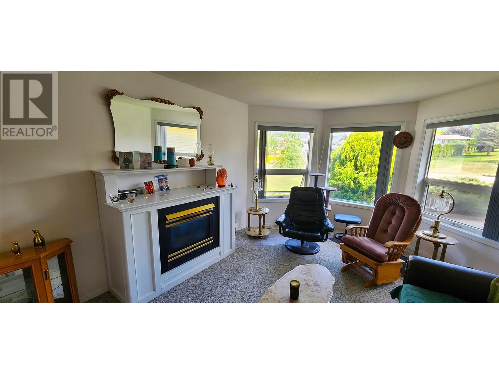 860 Eveningstar Crescent, Oliver, British Columbia  V0H 1T0 - Photo 2 - 10346677
