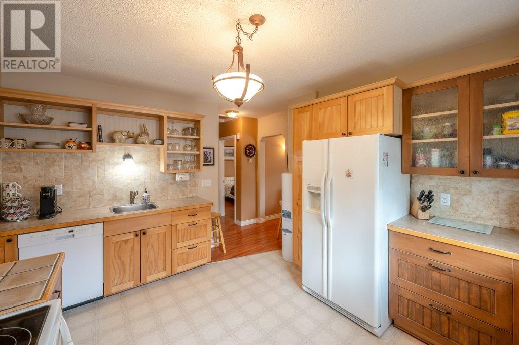 703 Similkameen Avenue, Oliver, British Columbia  V0H 1T6 - Photo 16 - 10348177