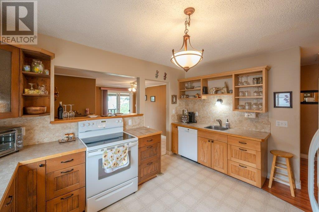 703 Similkameen Avenue, Oliver, British Columbia  V0H 1T6 - Photo 17 - 10348177