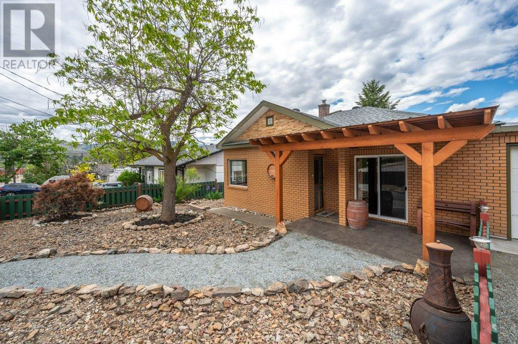 703 Similkameen Avenue, Oliver, British Columbia  V0H 1T6 - Photo 5 - 10348177