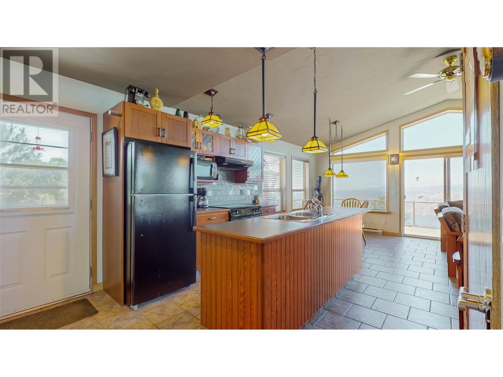 284 Long Joe Road, Osoyoos, British Columbia  V0H 1V6 - Photo 13 - 10348244