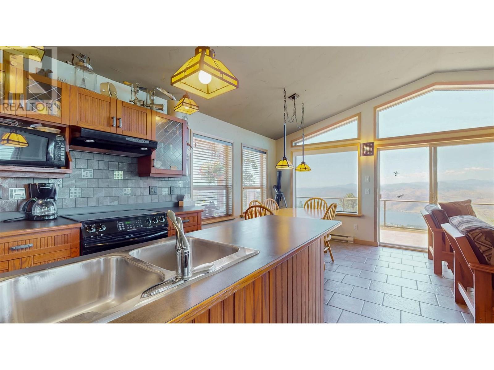 284 Long Joe Road, Osoyoos, British Columbia  V0H 1V6 - Photo 14 - 10348244