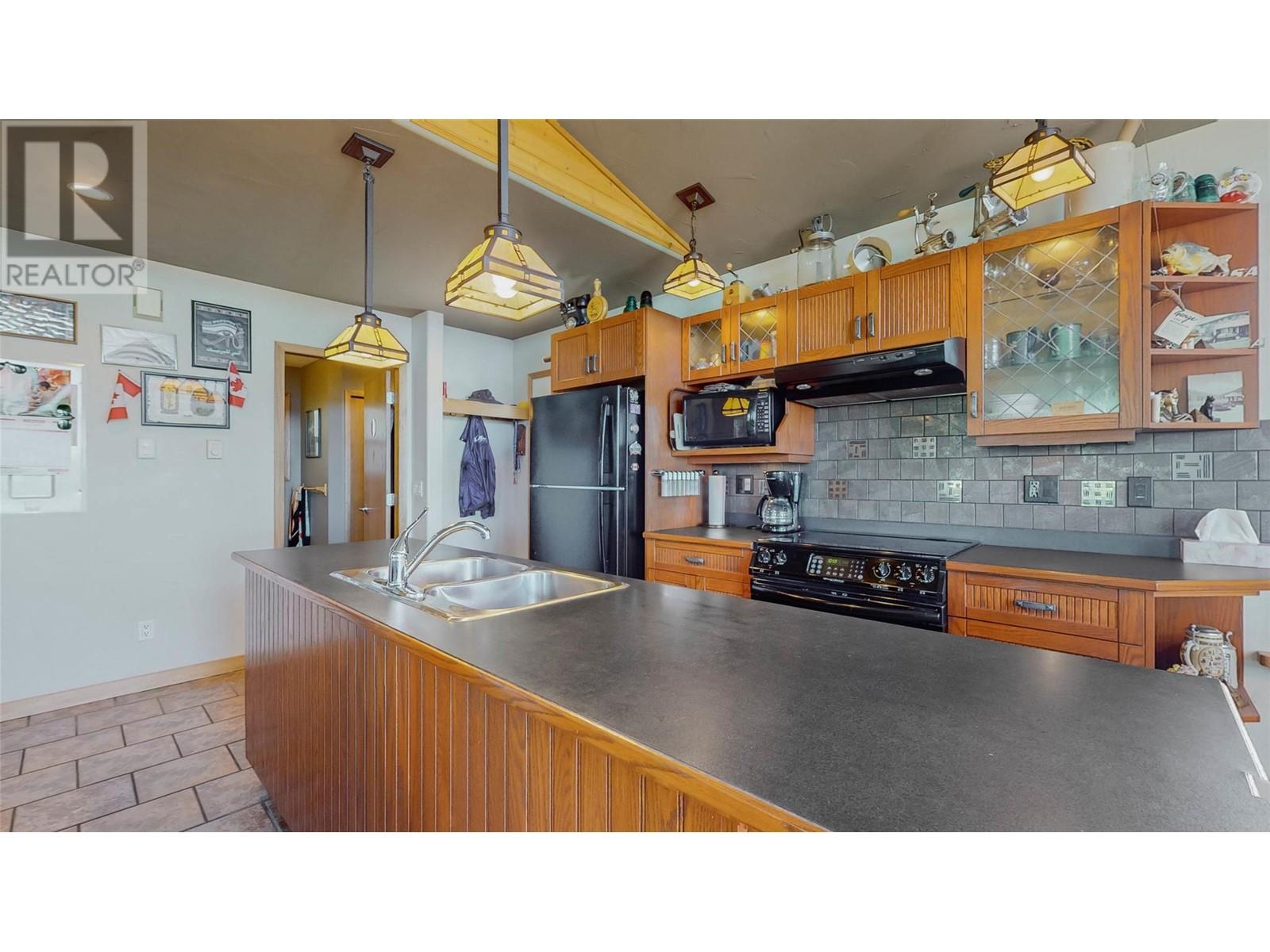 284 Long Joe Road, Osoyoos, British Columbia  V0H 1V6 - Photo 20 - 10348244