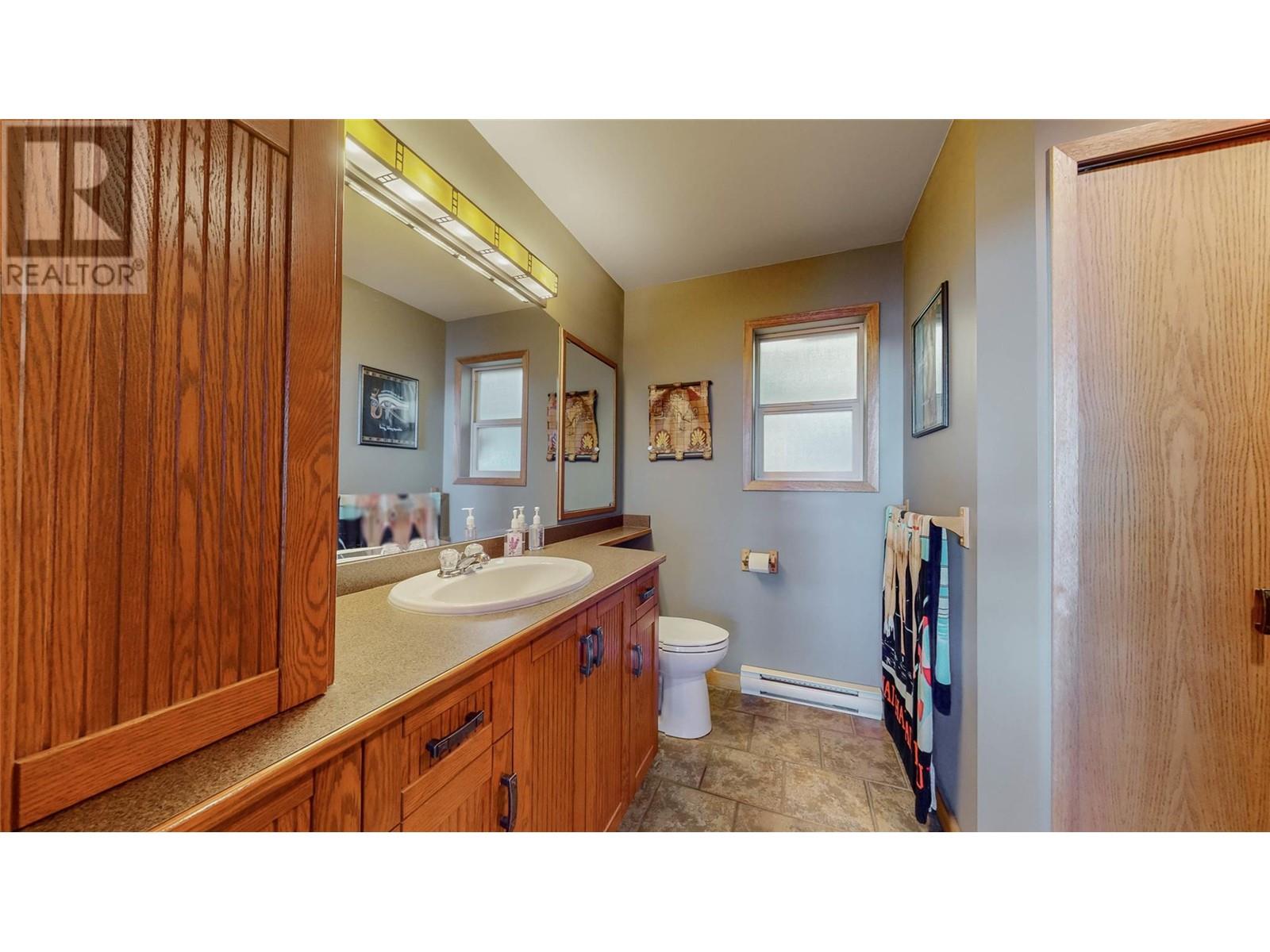 284 Long Joe Road, Osoyoos, British Columbia  V0H 1V6 - Photo 21 - 10348244