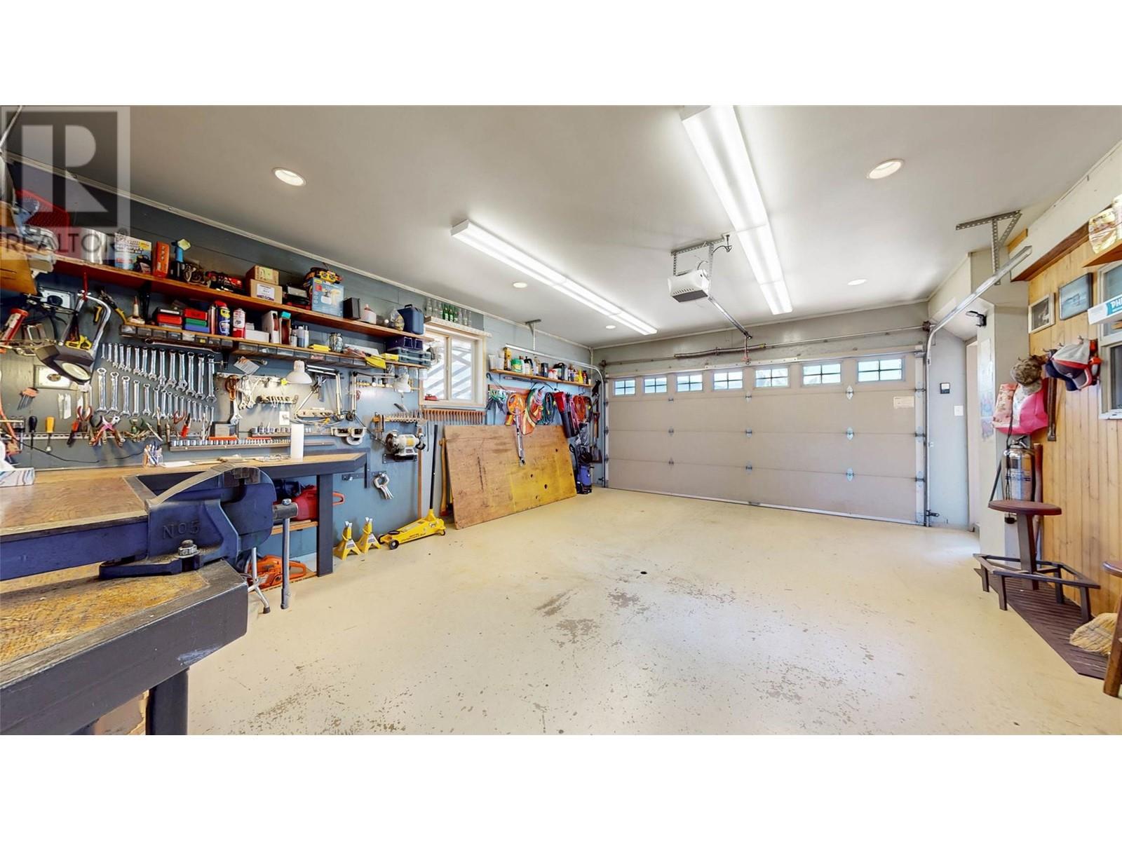 284 Long Joe Road, Osoyoos, British Columbia  V0H 1V6 - Photo 27 - 10348244