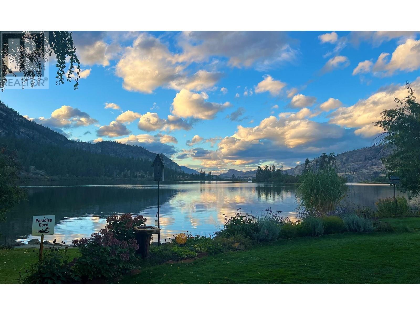 252 Sundial Road, Oliver, British Columbia  V0H 1T2 - Photo 1 - 10347811