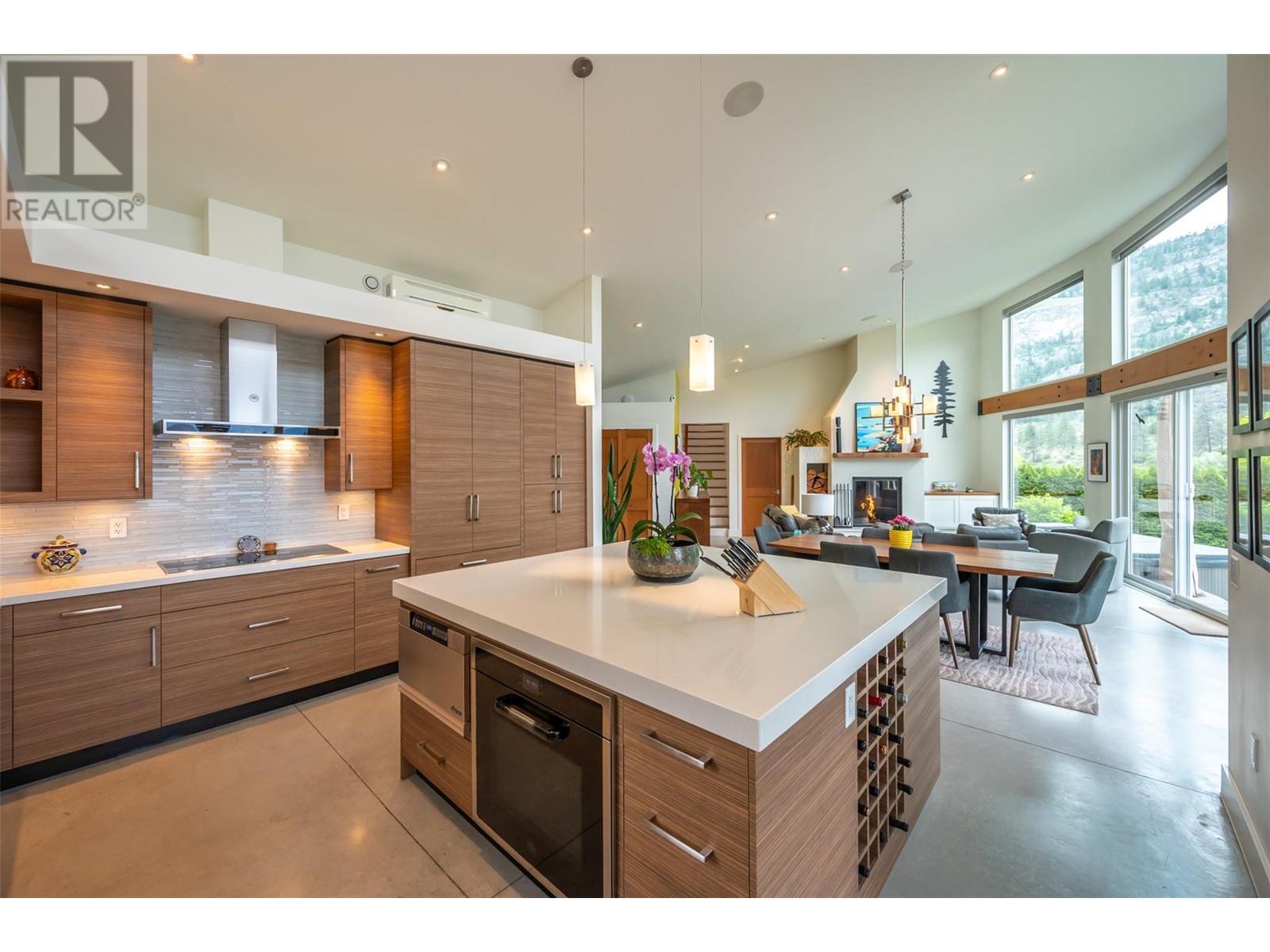 252 Sundial Road, Oliver, British Columbia  V0H 1T2 - Photo 17 - 10347811