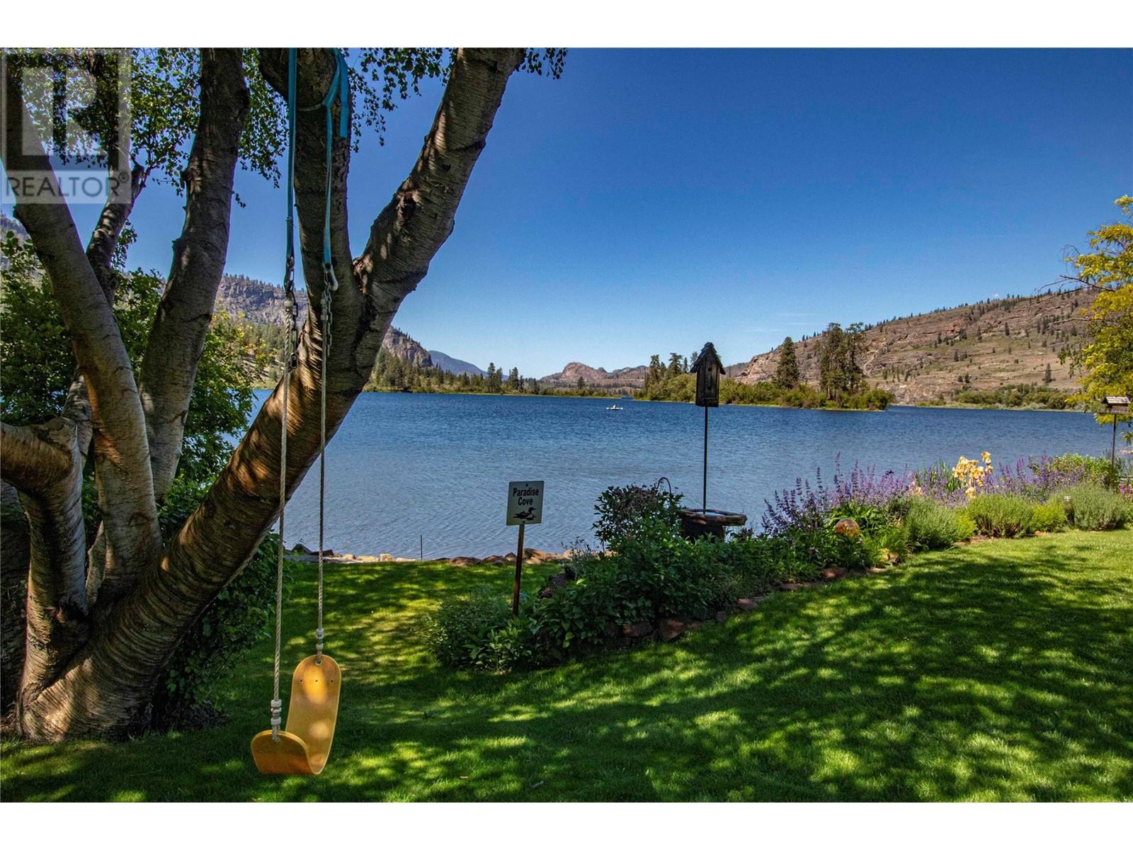 252 Sundial Road, Oliver, British Columbia  V0H 1T2 - Photo 3 - 10347811