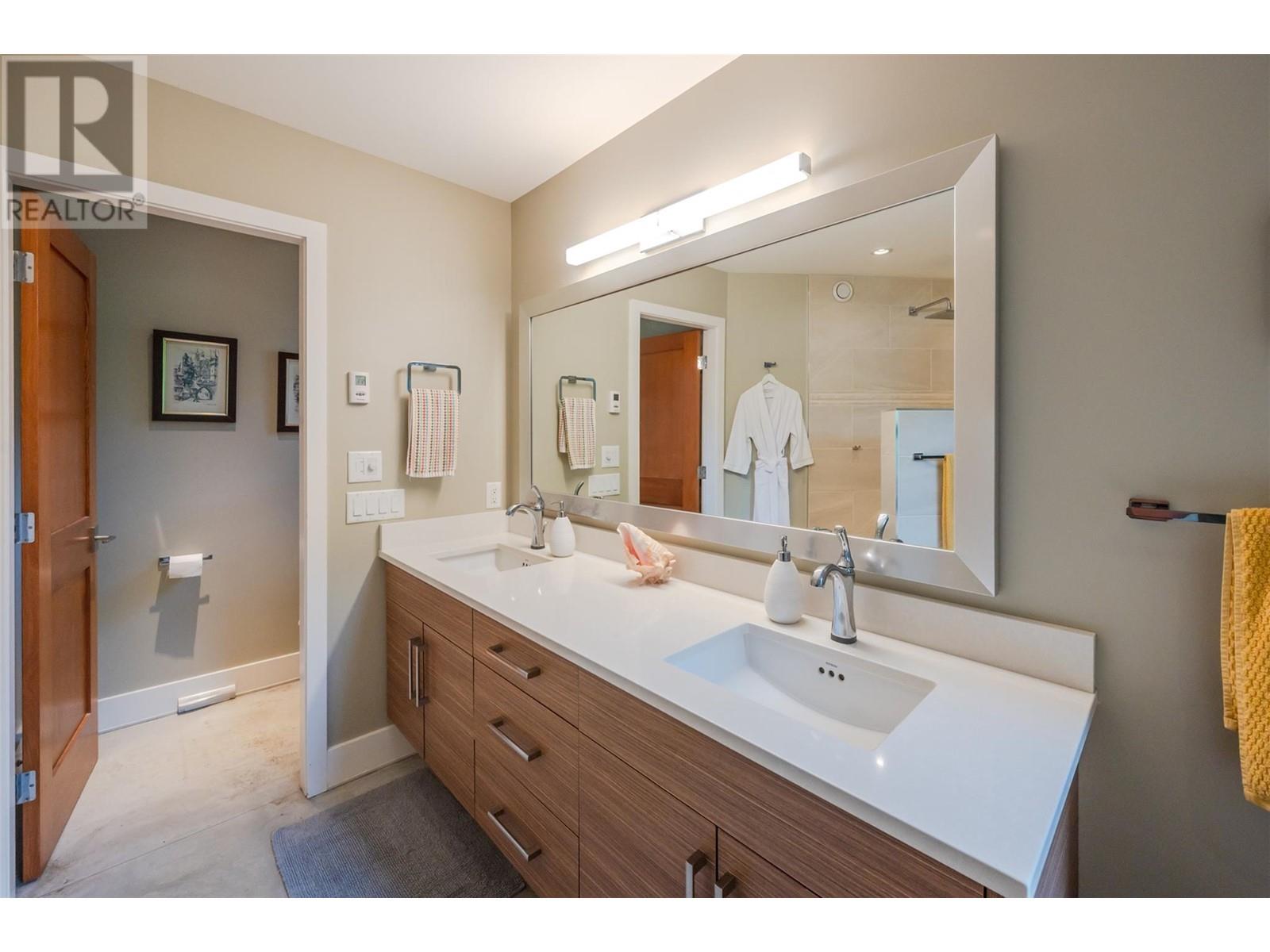 252 Sundial Road, Oliver, British Columbia  V0H 1T2 - Photo 37 - 10347811