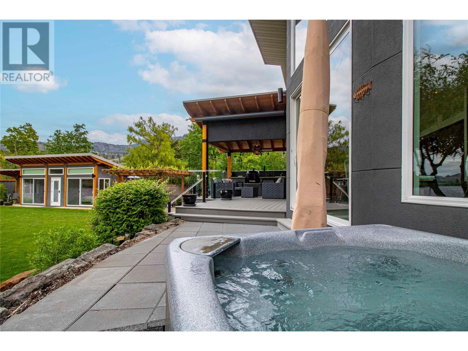 252 Sundial Road, Oliver, British Columbia  V0H 1T2 - Photo 49 - 10347811