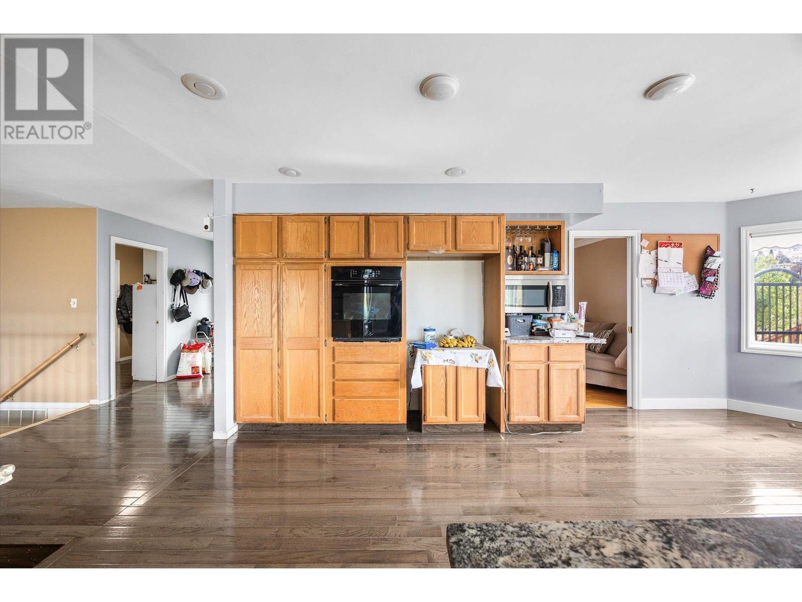 848 Webster Road, Kelowna, British Columbia  V1P 1C2 - Photo 16 - 10348388