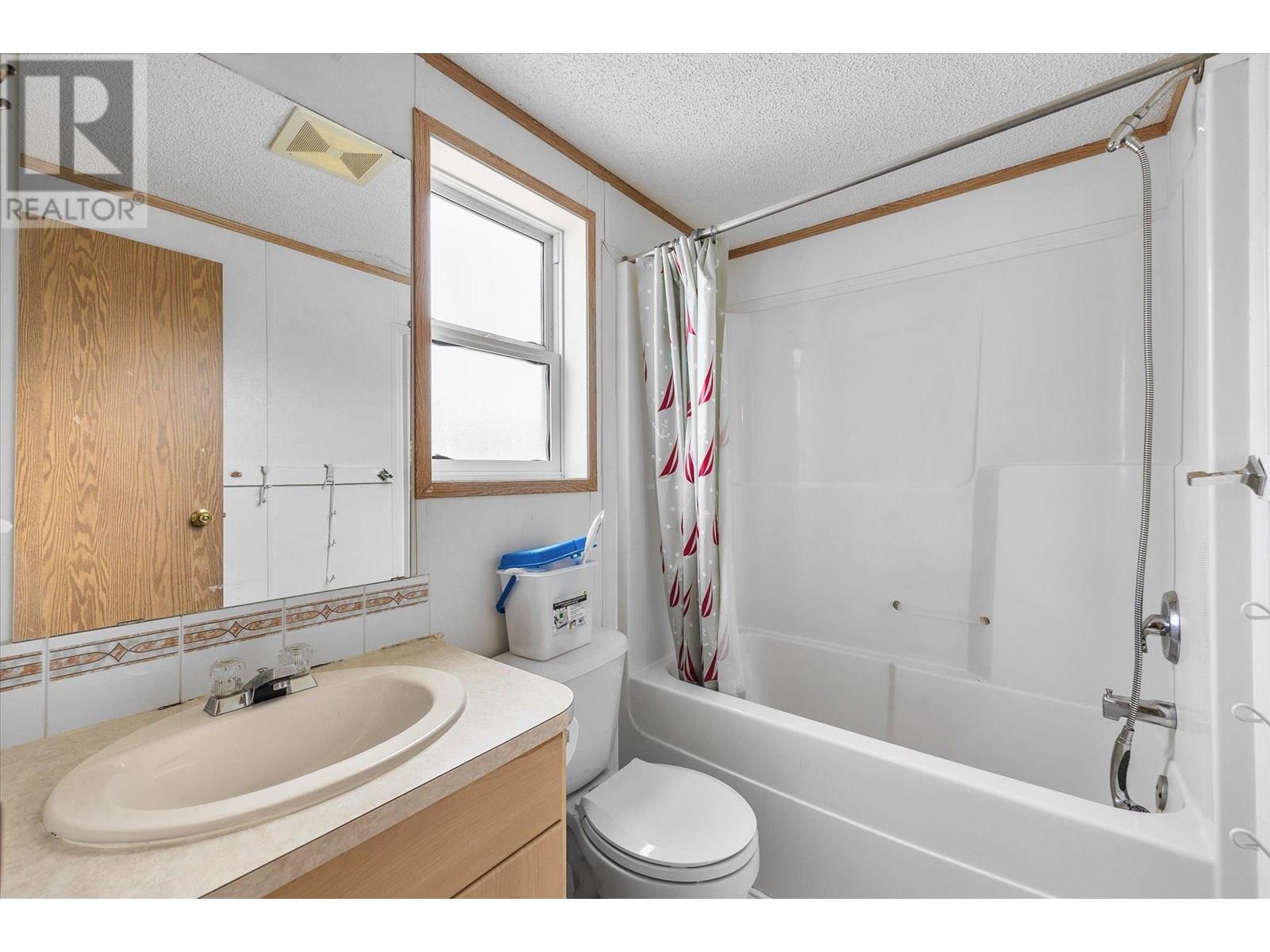 848 Webster Road, Kelowna, British Columbia  V1P 1C2 - Photo 39 - 10348388