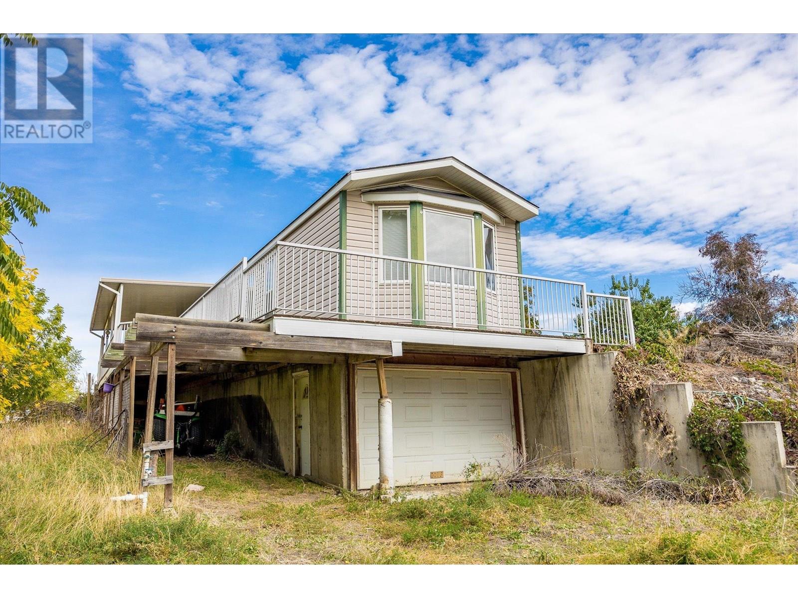 848 Webster Road, Kelowna, British Columbia  V1P 1C2 - Photo 31 - 10348386