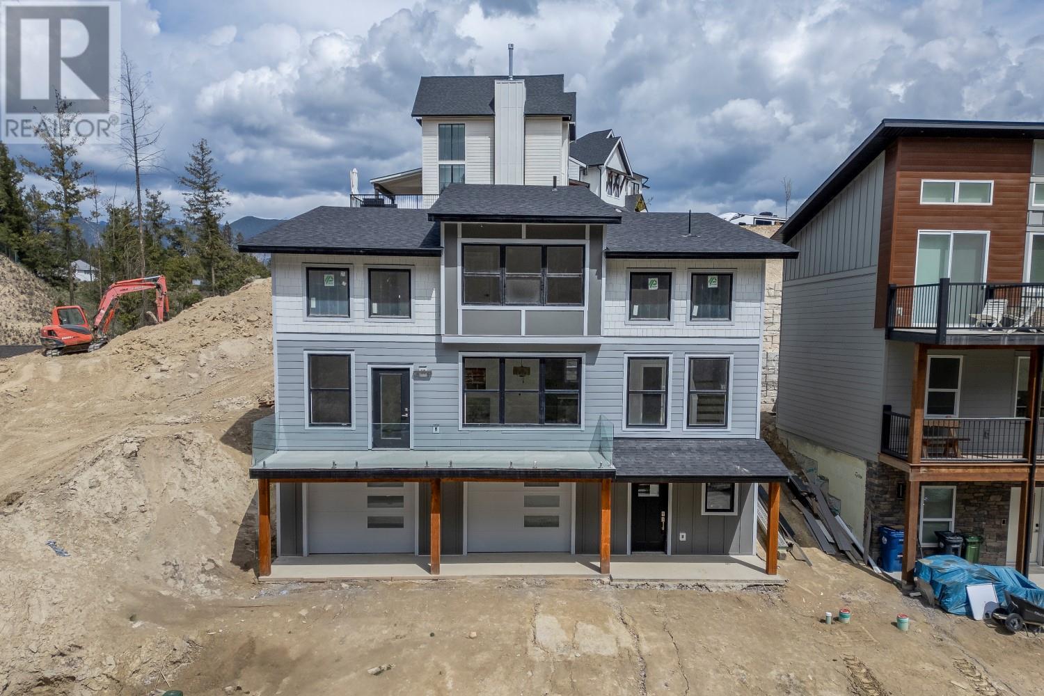746 Taynton Drive, Invermere, British Columbia  V0A 1K4 - Photo 1 - 10348246