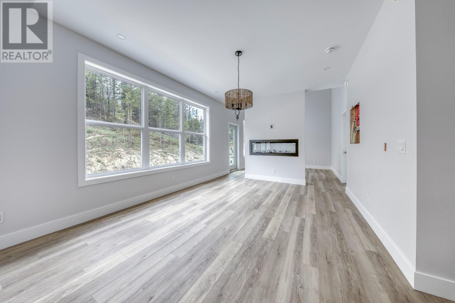746 Taynton Drive, Invermere, British Columbia  V0A 1K4 - Photo 9 - 10348246