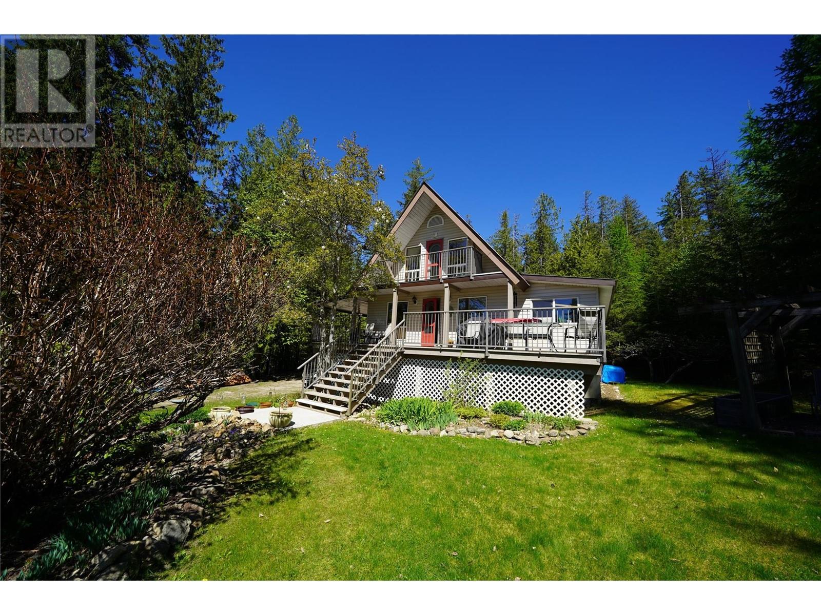 425 Alexander Road, Procter, British Columbia  V1L 0B5 - Photo 2 - 10348279