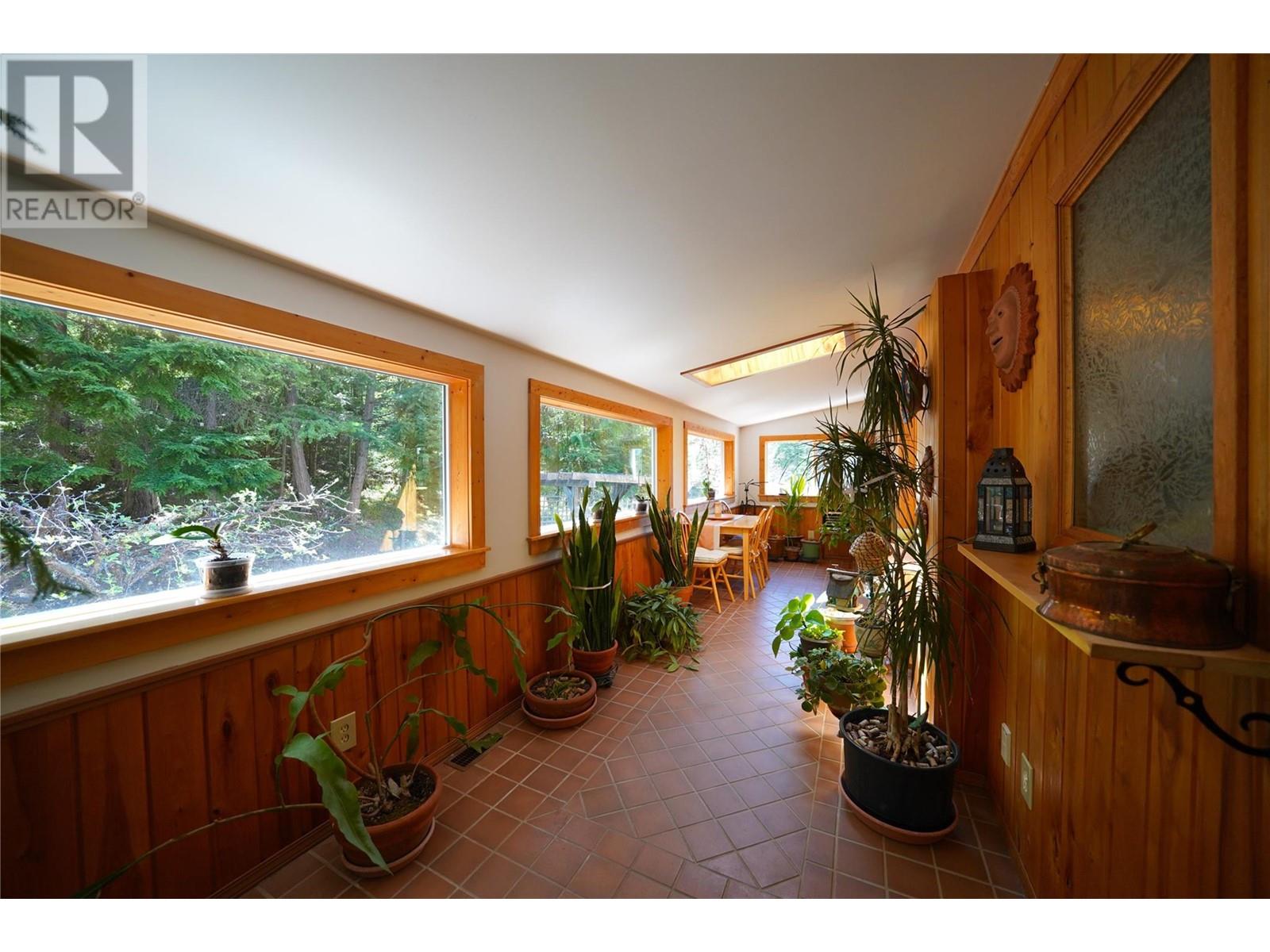 425 Alexander Road, Procter, British Columbia  V1L 0B5 - Photo 22 - 10348279