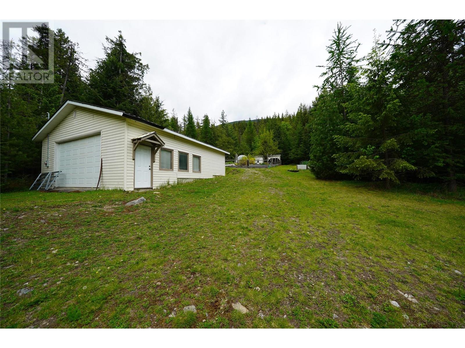 425 Alexander Road, Procter, British Columbia  V1L 0B5 - Photo 56 - 10348279