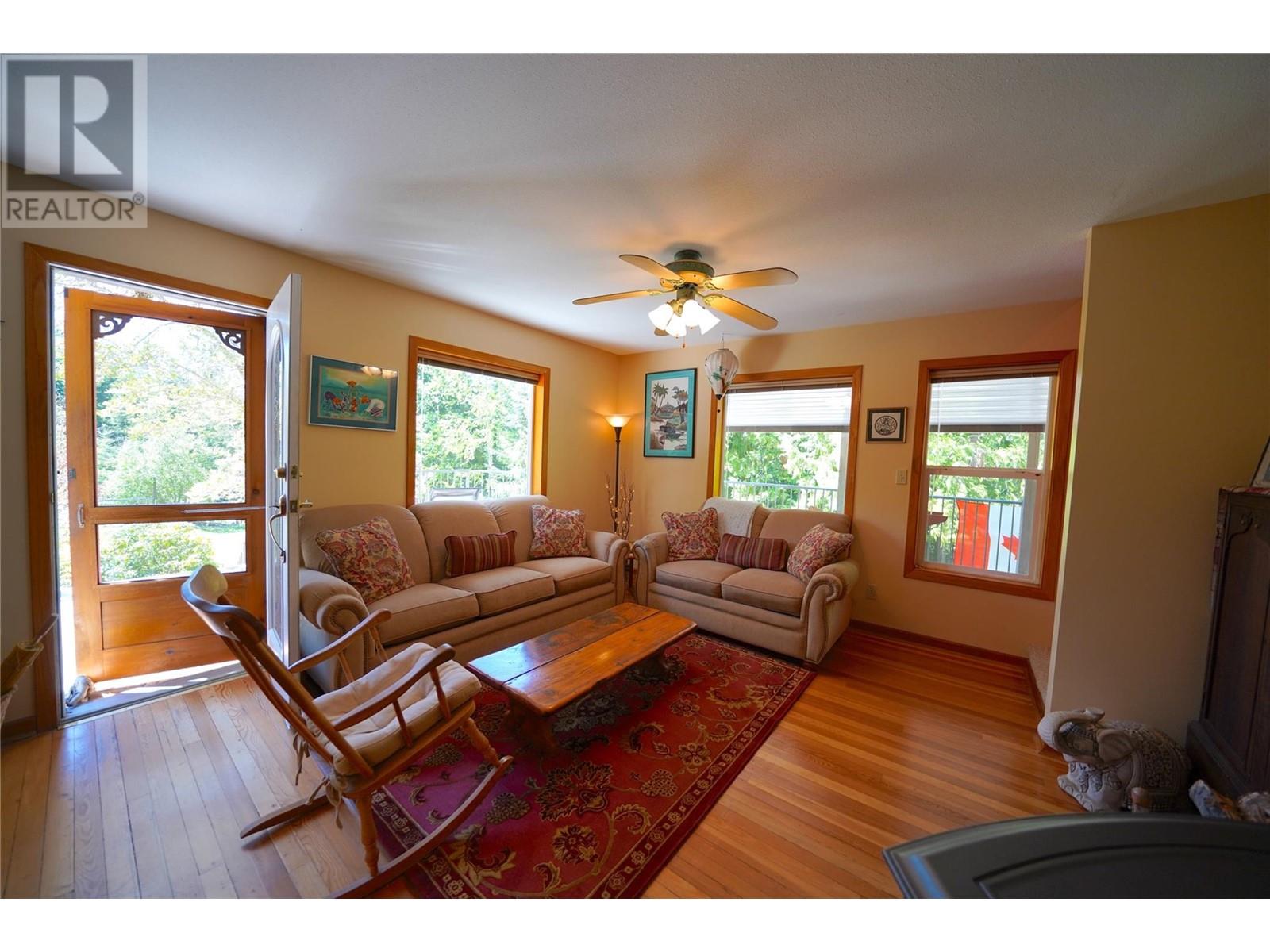 425 Alexander Road, Procter, British Columbia  V1L 0B5 - Photo 6 - 10348279