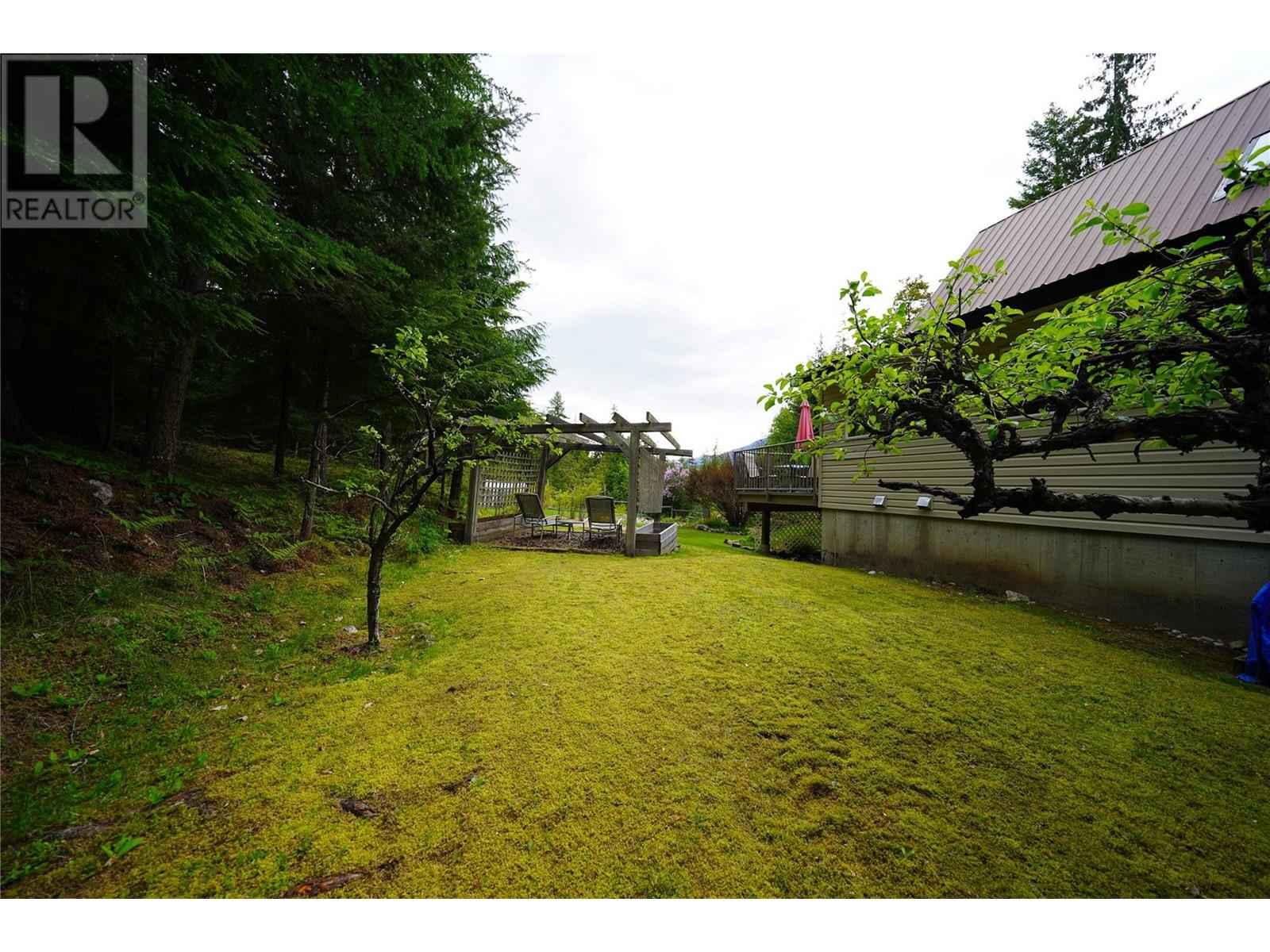 425 Alexander Road, Procter, British Columbia  V1L 0B5 - Photo 73 - 10348279