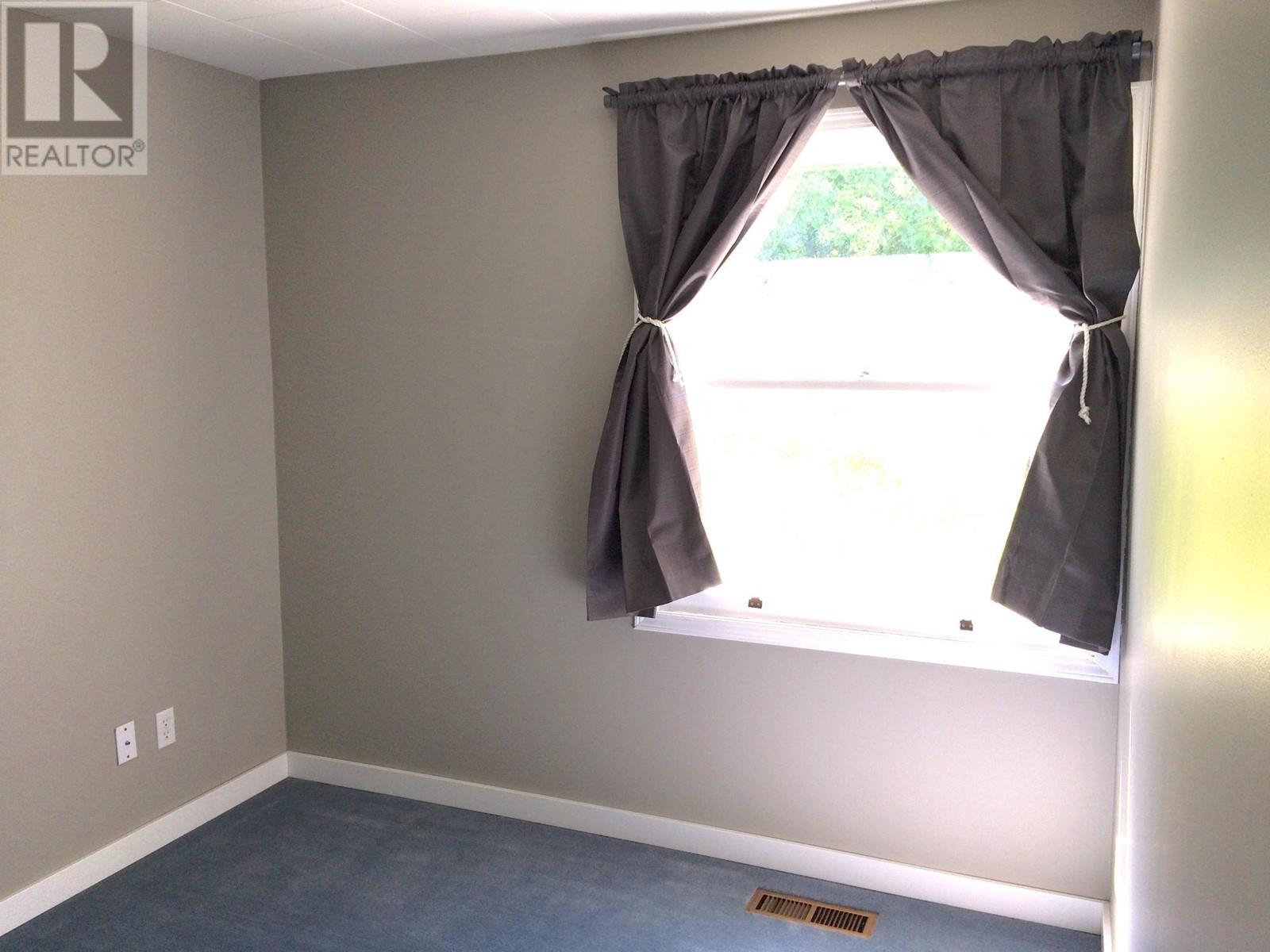 311 Gore Street, Nelson, British Columbia  V1L 5B8 - Photo 15 - 10348251