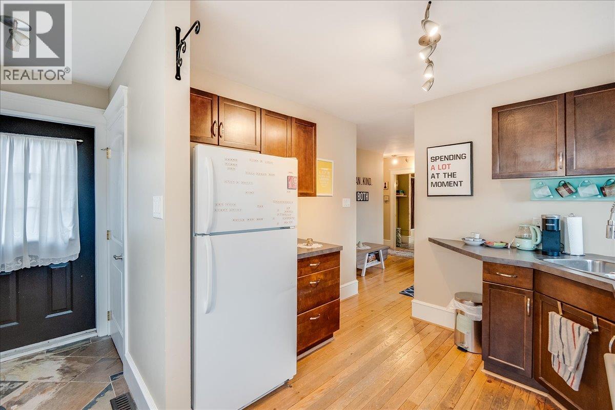 214 11th Avenue, Castlegar, British Columbia  V1N 1J2 - Photo 16 - 10348114