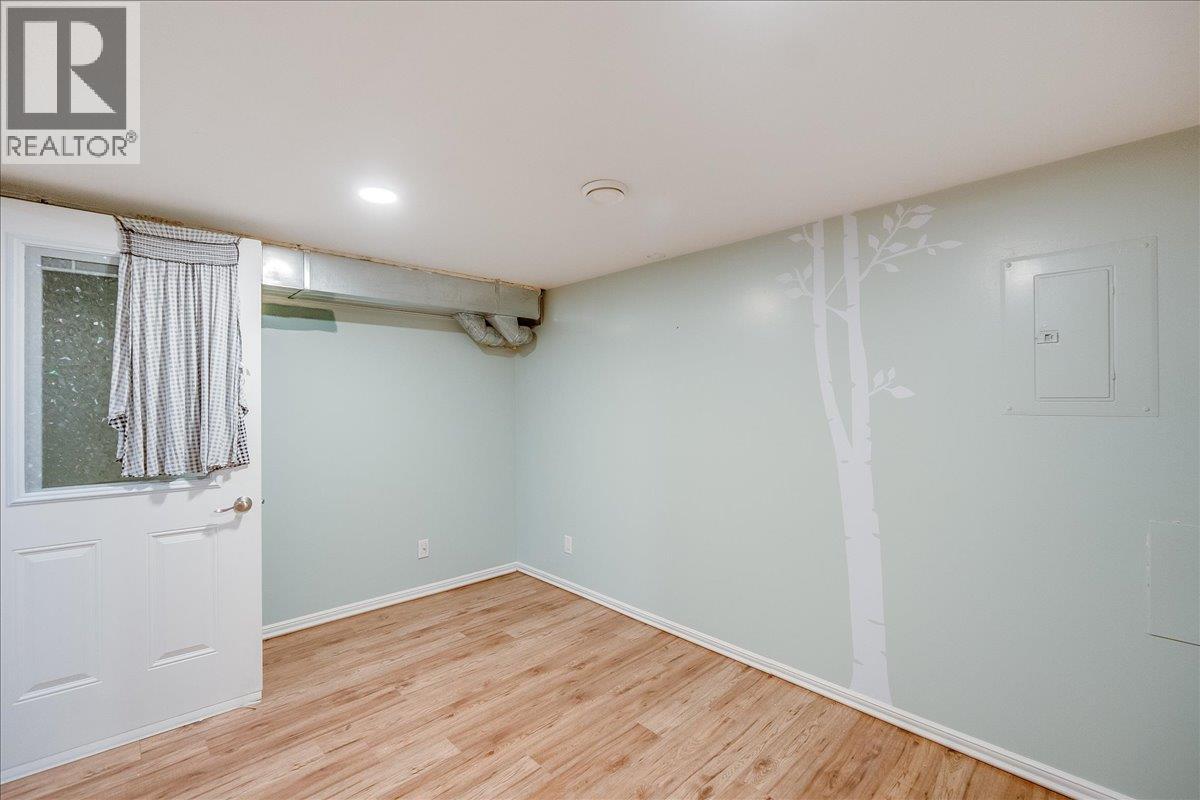 214 11th Avenue, Castlegar, British Columbia  V1N 1J2 - Photo 63 - 10348114