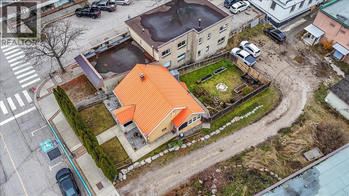 214 11th Avenue, Castlegar, British Columbia  V1N 1J2 - Photo 87 - 10348114