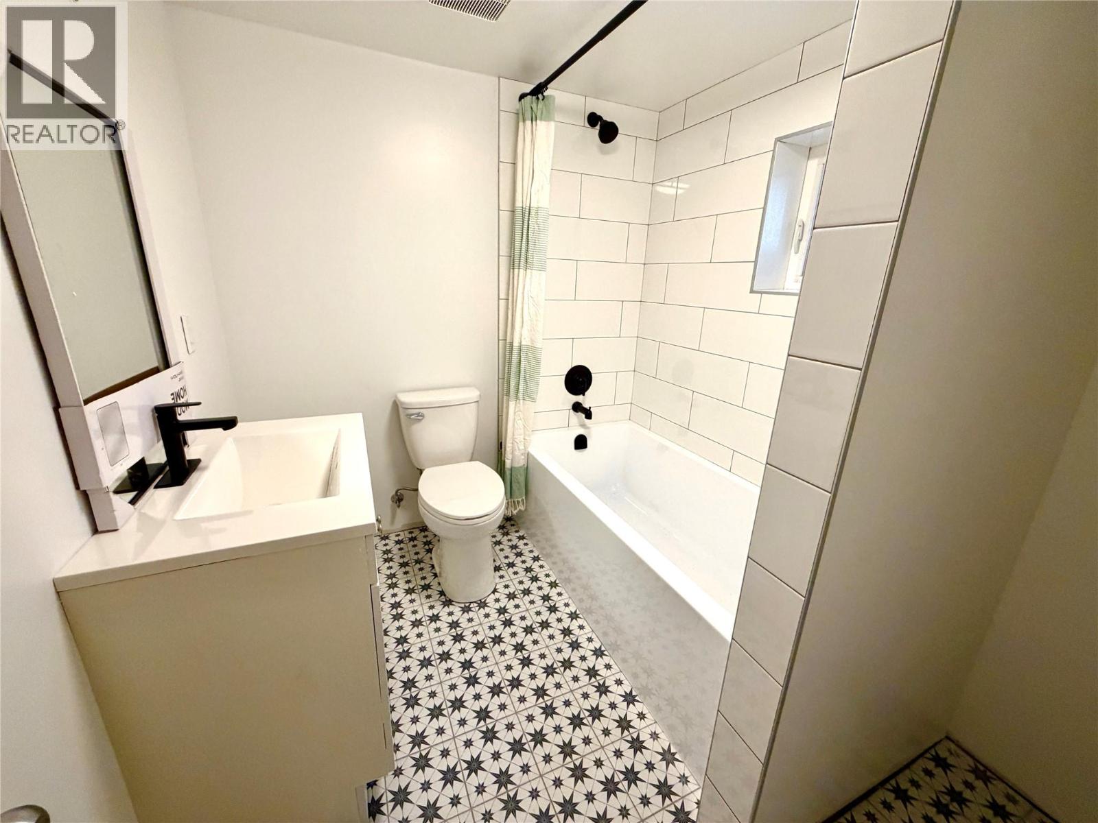 214 11th Avenue, Castlegar, British Columbia  V1N 1J2 - Photo 98 - 10348114