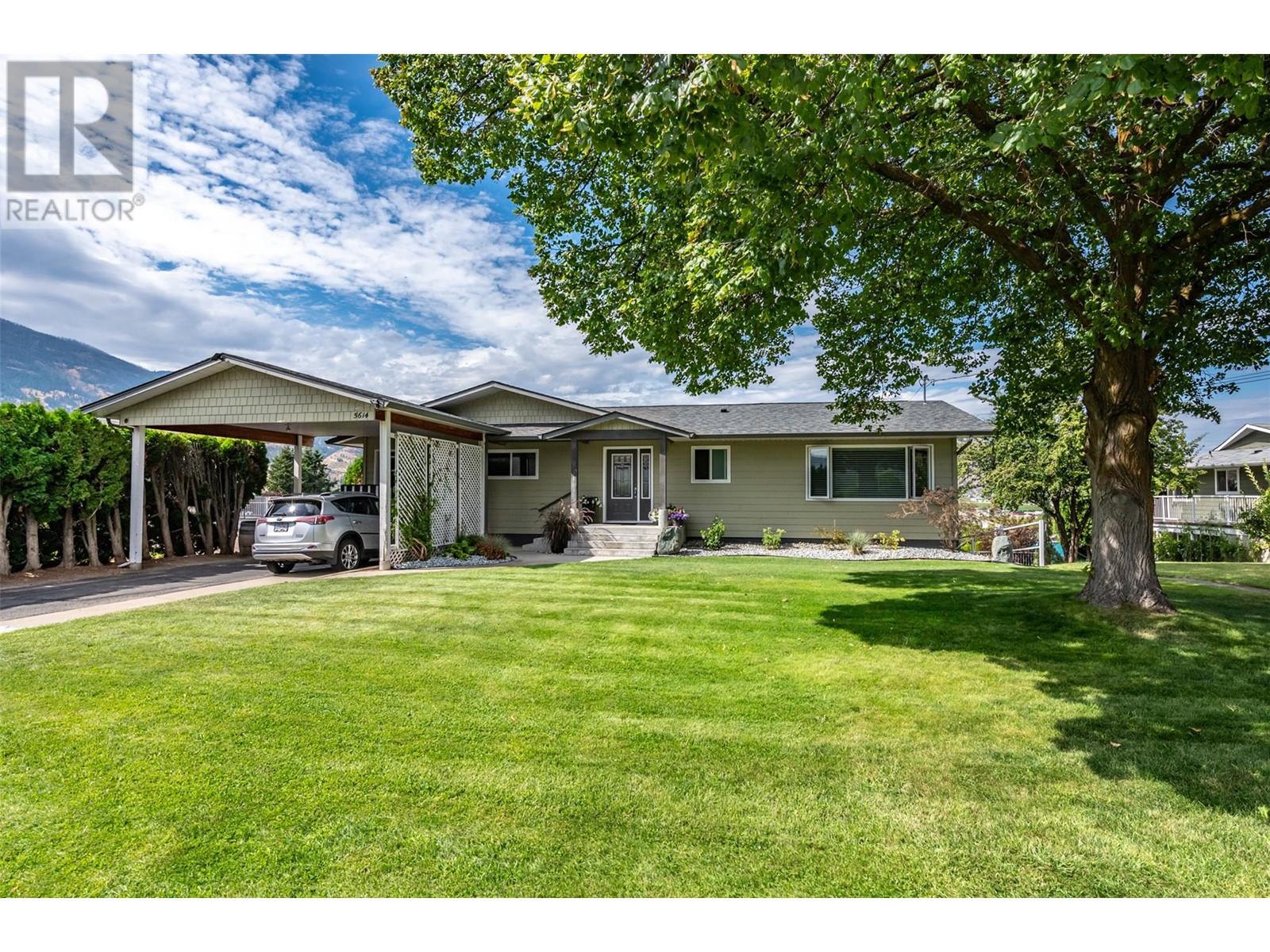 5614 Yarrow Street, Oliver, British Columbia  V0H 1T9 - Photo 3 - 10348412