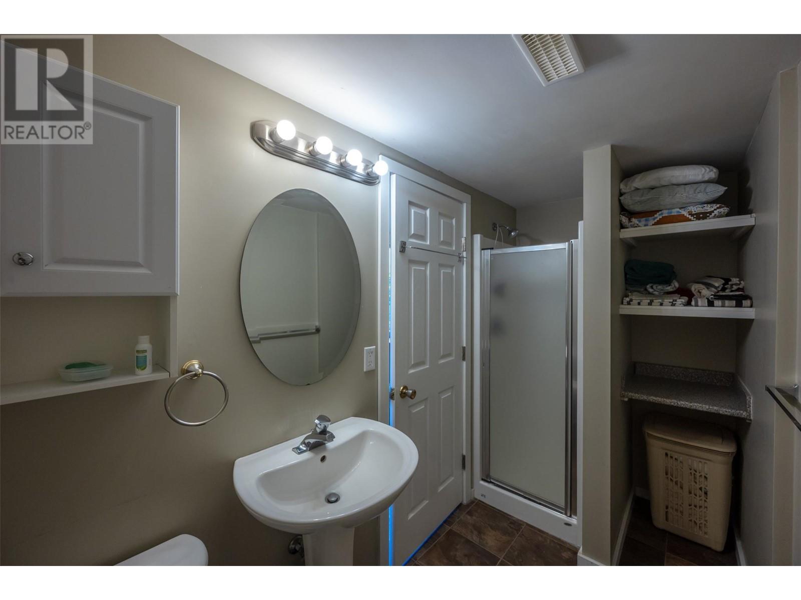 5614 Yarrow Street, Oliver, British Columbia  V0H 1T9 - Photo 58 - 10348412