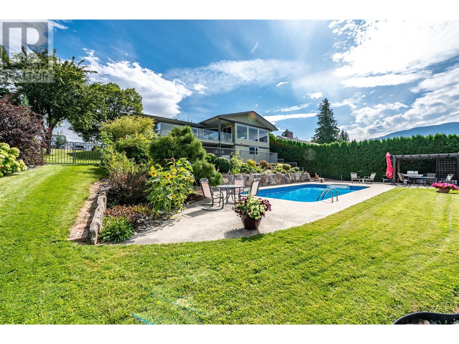 5614 Yarrow Street, Oliver, British Columbia  V0H 1T9 - Photo 72 - 10348412