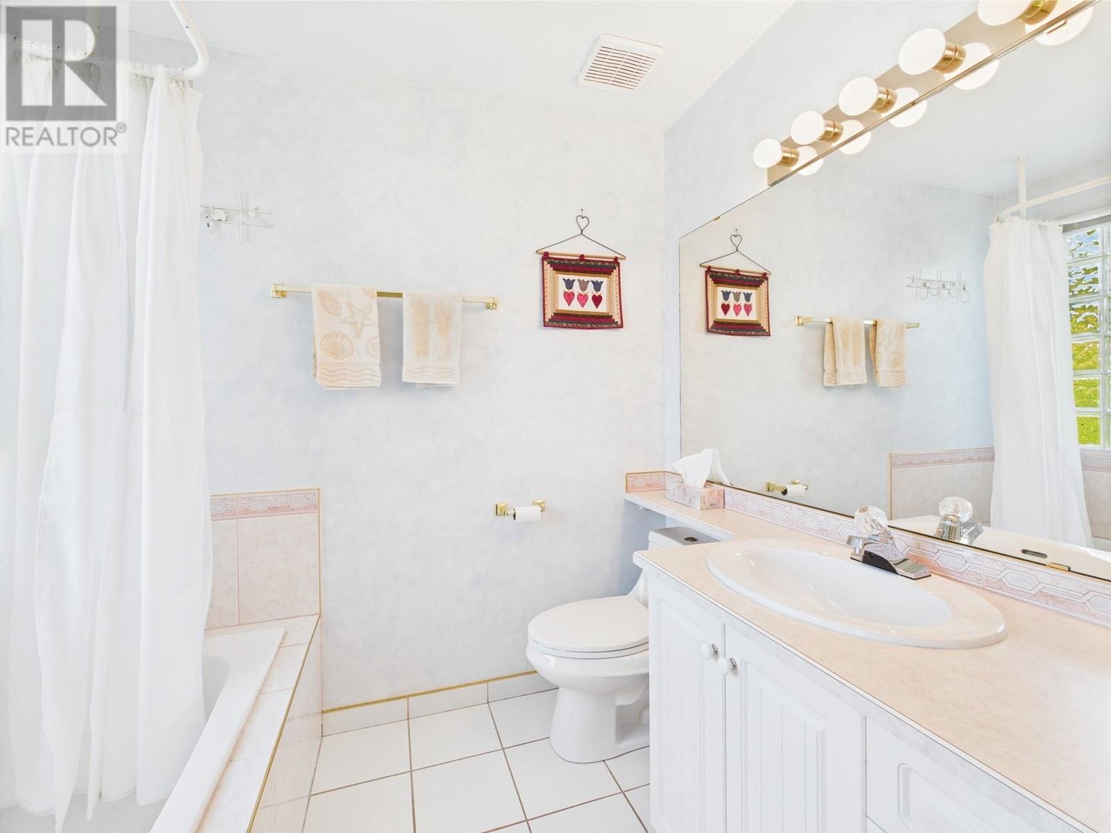 21 Sandpiper Place, Osoyoos, British Columbia  V0H 1V5 - Photo 18 - 10348245