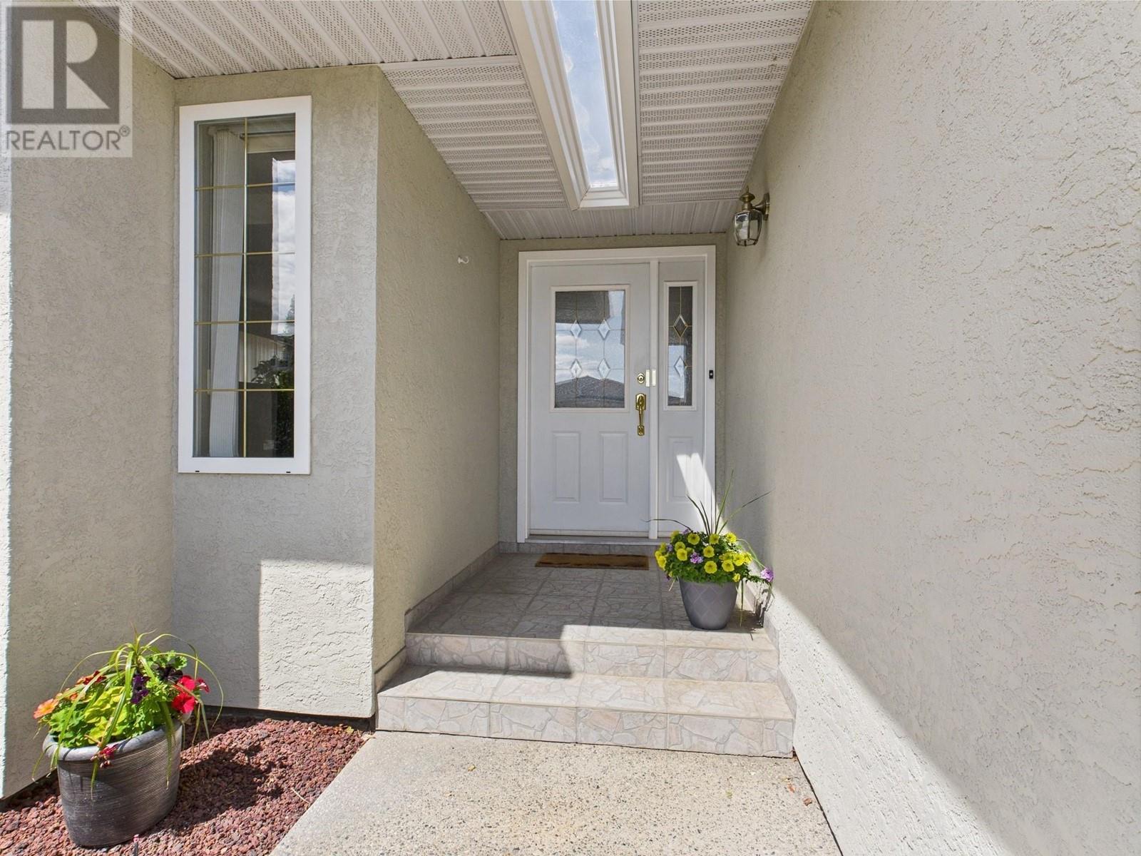 21 Sandpiper Place, Osoyoos, British Columbia  V0H 1V5 - Photo 3 - 10348245