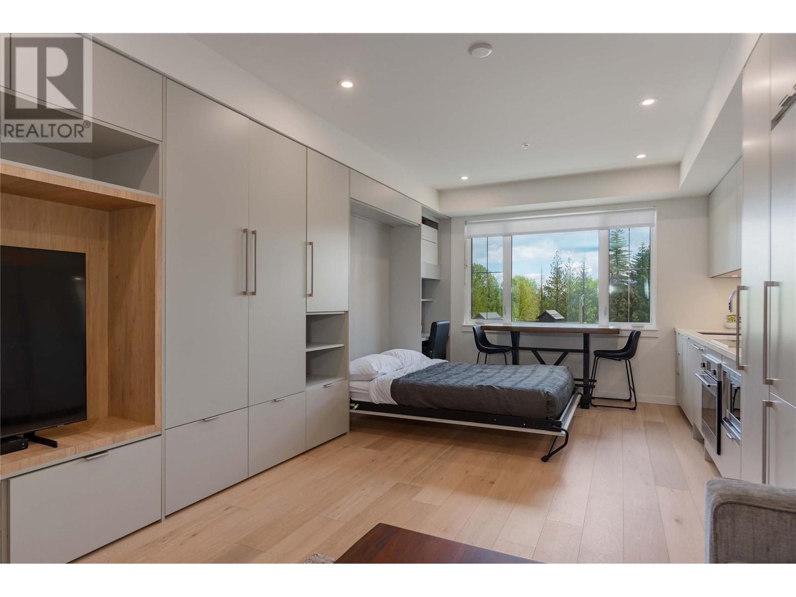 4280 Red Mountain Road Unit# 115, Rossland, British Columbia  V0G 1Y0 - Photo 3 - 10348434